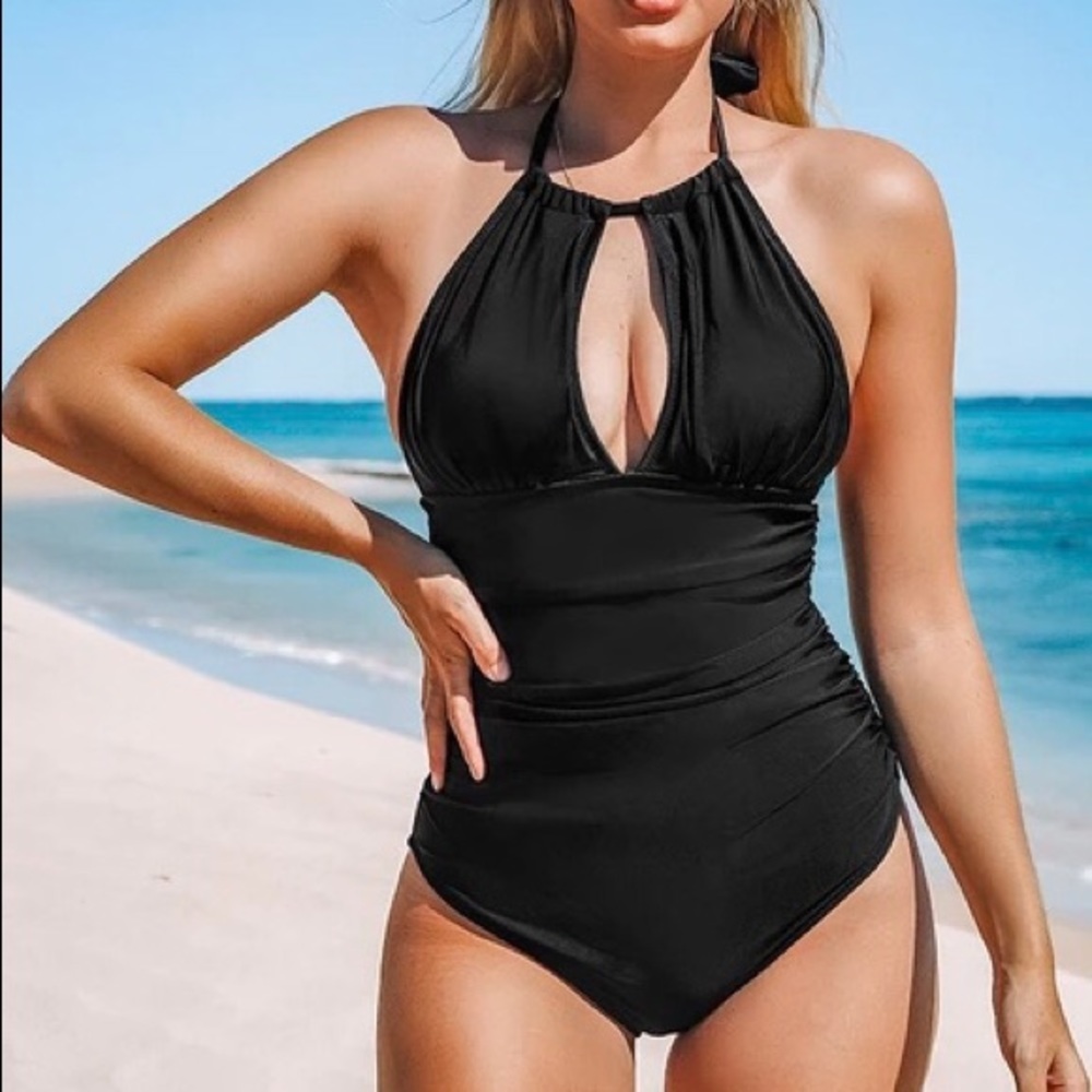 Sexy back one piece swimsuit